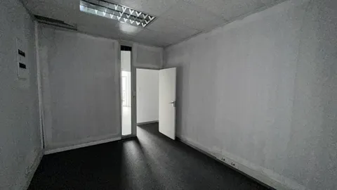 unit 57 frazz business park (13).